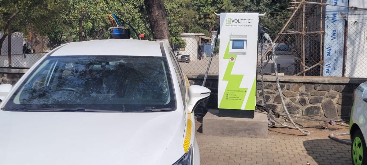 CCS2 60 KW DC fast charger installed at Nashik along with Bharat DC01 fast charger